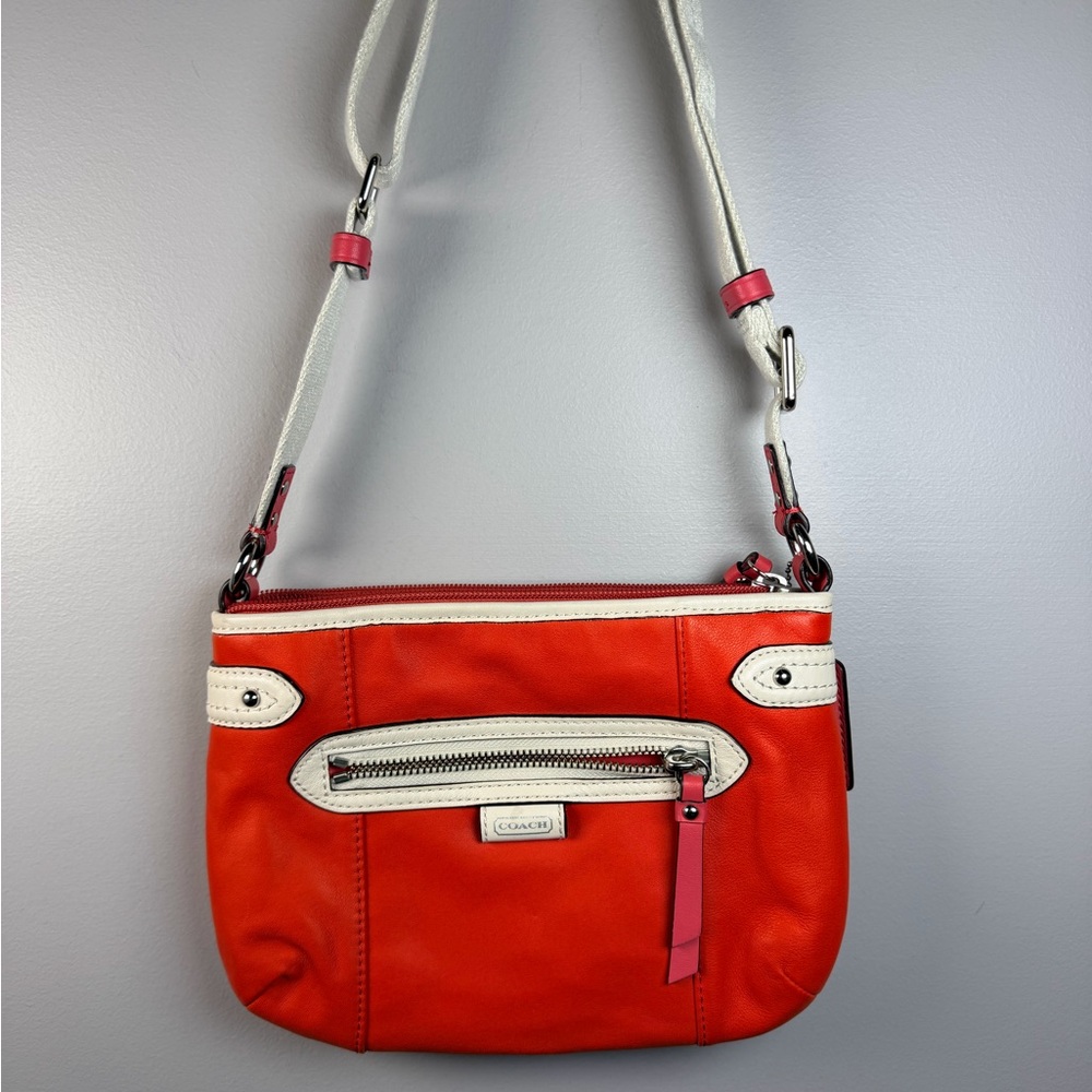 Coach Daisy Orange Crossbody Bag Hangtags